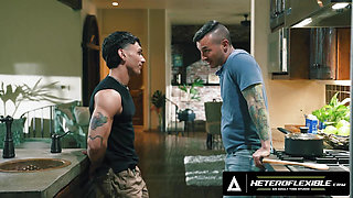HETEROFLEXIBLE - Mischievous Siren Santiago Seduces Lonely Stepdad Derek Kage For A Good BREEDING