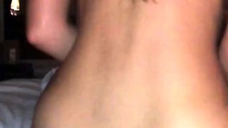 amateur raintree03 flashing ass on live webcam