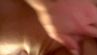 Steamy COUGAR heads to her buddy's studio to take a pic and completes up having romp with him rubber-free-for-all – Fabi Drumond