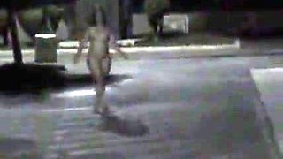 Drunk nympho masturbates in the street