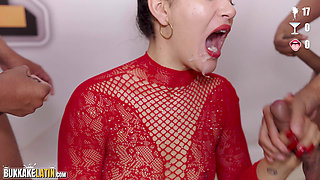 Bukkake Latin - Rosex Argentina Culona Receives Sperm by the Liter.