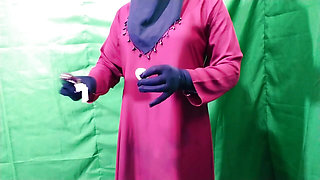 Indian Bhabhi masturbating and talking dirty in the bedroom