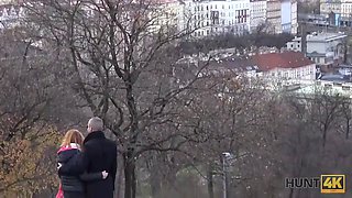 Hunt4k. rothaarige für geld vor ihrem freund gefickt
