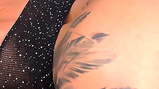 Horny Cougar Dripping Wet From a Stud Big Cock - Yumi Luz and Filoufitt