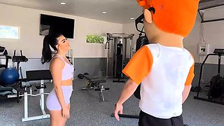 PornDude's Hardcore Gym Bang with Busty Gal Ritchi