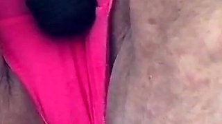 Bbwbootyful stimulating my clit with vibrator fucking my pussy