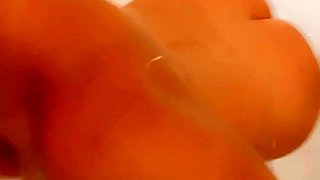 Amateur Big Boobs jerks Big Dick