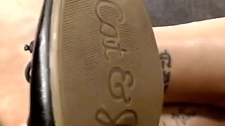 Ignoring Loser Foot Slave Ballet Flats