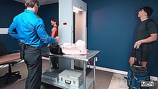 Dom King - Men: Insecure Lock Picking Leads To Unexpected Findings