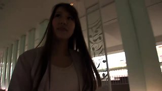 Amateur brunette ariana marie solo toying