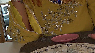 Homemade Sex with Big Ass Muslim Arab Stepmom in Hijab