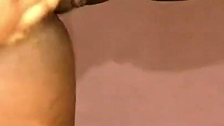 From Shaking of Ass to a Shaky Orgasm