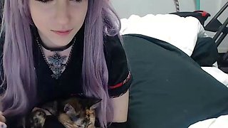 Hot amateur webcam teen masturbates for their fans