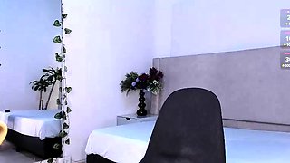 Brunette Solo Webcam Masturbation