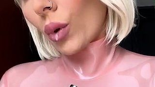 Blonde emo amateur solo masturbation