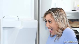 Gorgeous pornstar sex smutty movie