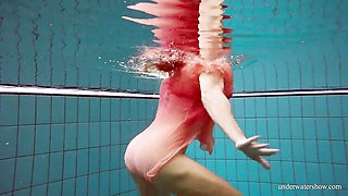 Xxxwater action with wild bimbo from Underwater Show