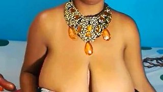 Big-Busted Latina BBW Webcam Model