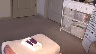 Big Clit Squirting Muscle Slut