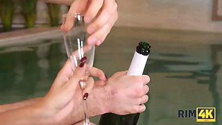 Rim4k. rich dude has joy at elite spa center with cute teen lady