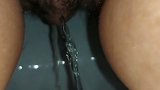 Housewife Pissing