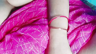 Desi 22 Plus girl hot scene with sexy toy come and fuck me desi village girl