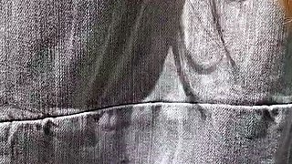 Slutty amateur flashing her big boobs in the backseat