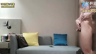 Chubby amateur nude on hidden cam