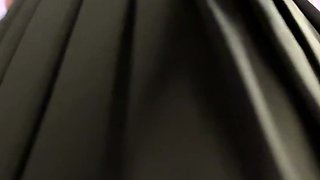 amateur raintree03 flashing ass on live webcam
