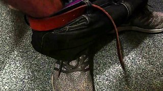 Cockhungry CFNM babe gives HJ to guy