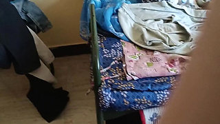 Aunty bathing viral video