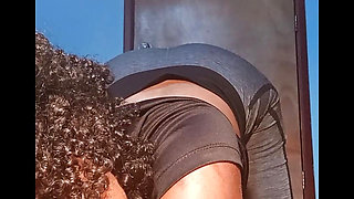 Hot Latina masturbates until she leaves her pussy creamy