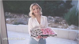 Lily Blossom - Uses Her Pretty Pussy To Please You In Pov