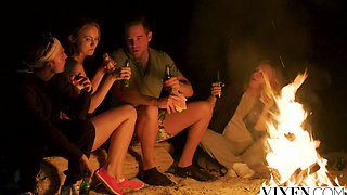 VIXEN Stunning Sia has lustful encounter while stranded