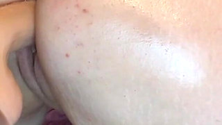 Thick Girl Uses a Sex Machine to Get a Lot of Pleasure!!