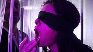 Elegant Raw-Kinky DP with Mariska, Sam and Pascal