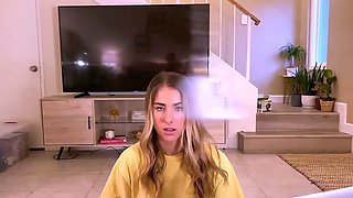 Naughty amateur teen has a voyeur fetish