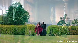 Queen Of Thrones: Part 3 (A Xxx Parody) With Ayda Swinger, Romi Rain, Danny D - Brazzers