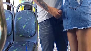 Ator Zegalinha - Jovem Estudante Encoxada E Fodida No Onibus Em Publico! 12 Min