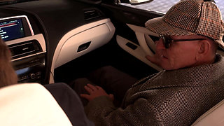 Caught by the Boss - as Punishment She Has to Blow Hard