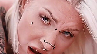 Sexy Blonde Princess 69 I Have My Job in the Ass