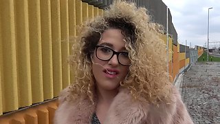 Alma Del Rey's Wild Spanish Passion Outdoors