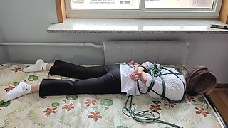Newcomer Xiao Yi sister white cotton socks snake bound