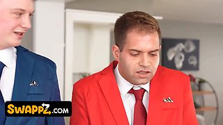 Berry and nicky's halloween hookup with stepsisters leana and serena gets super freaky- costume play xxx