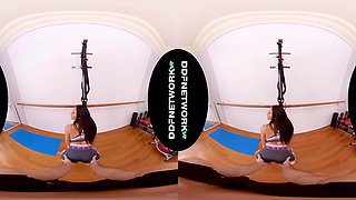 Gym Nympho - Pornstar Fuck And Facial Vr Pov - Sexlikereal