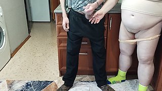 Dick Jerking in the Kitchen and Cum in Mother-in-law's Mouth