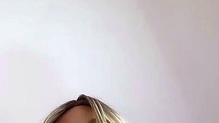 Sweet looking Ebony Teen Solo Masturbation