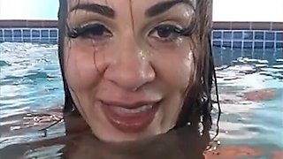 Raquel Sucks and Fucks Underwater in Pool