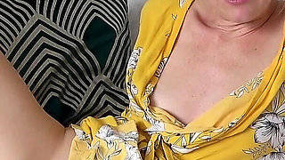 Housemate Seduction - Pussy Play & Deepthroat