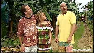 For Diana Lion a Beautiful Day in the Country Involves Missionary Sex - Private Porn Sex Videos
